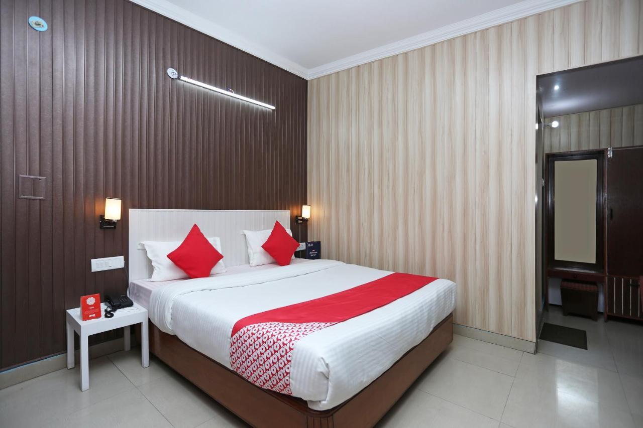 Oyo 8714 Hotel Amar Mussoorie Quarto foto